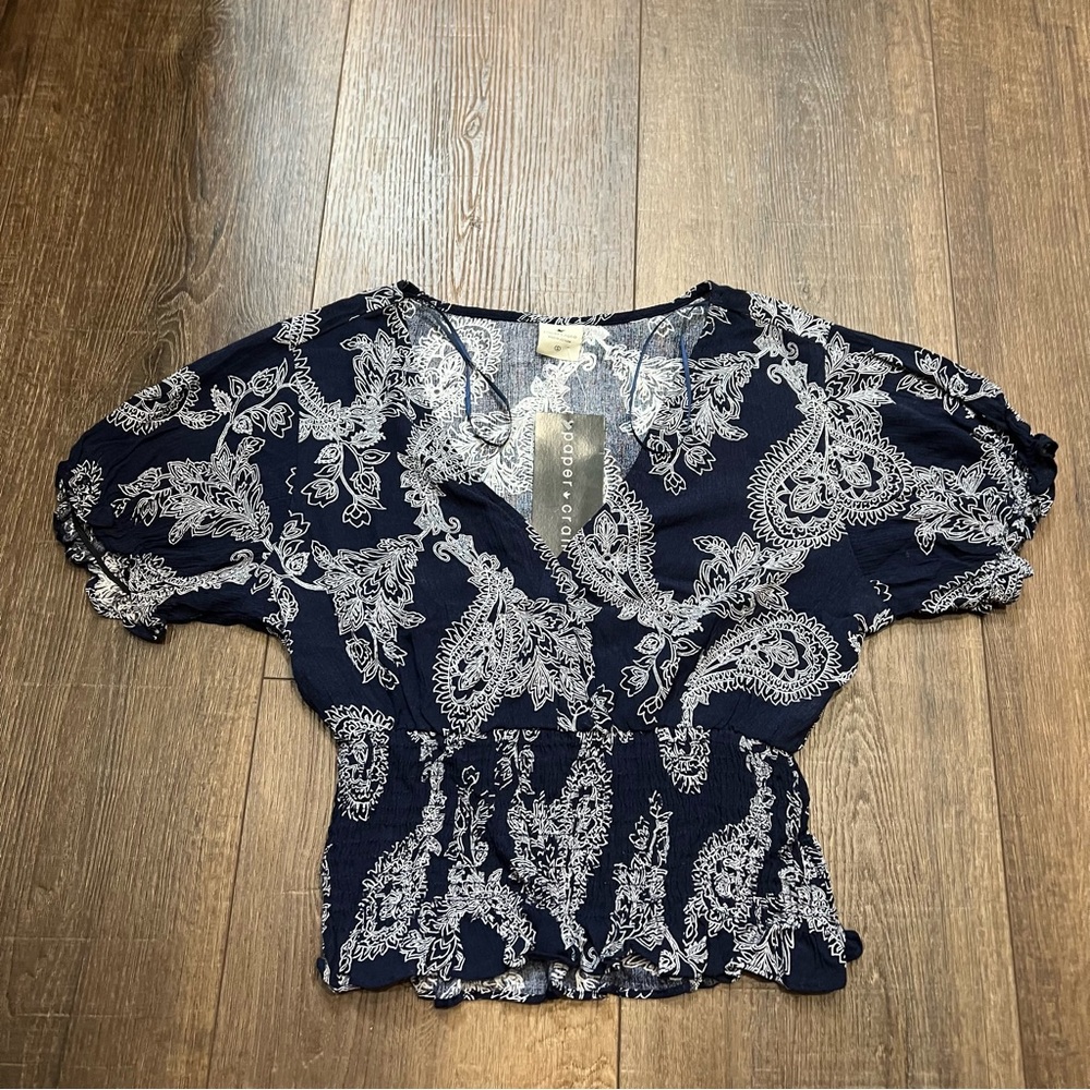 NWT paper crane crop smocked top